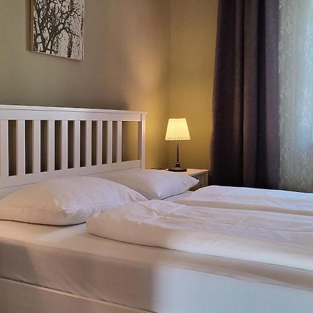 Sabines Apartments Ferienwohnungen Frauenkirchen Exteriör bild