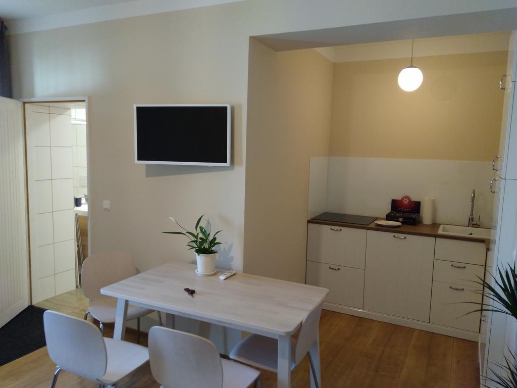 Sabines Apartments Ferienwohnungen Frauenkirchen Exteriör bild